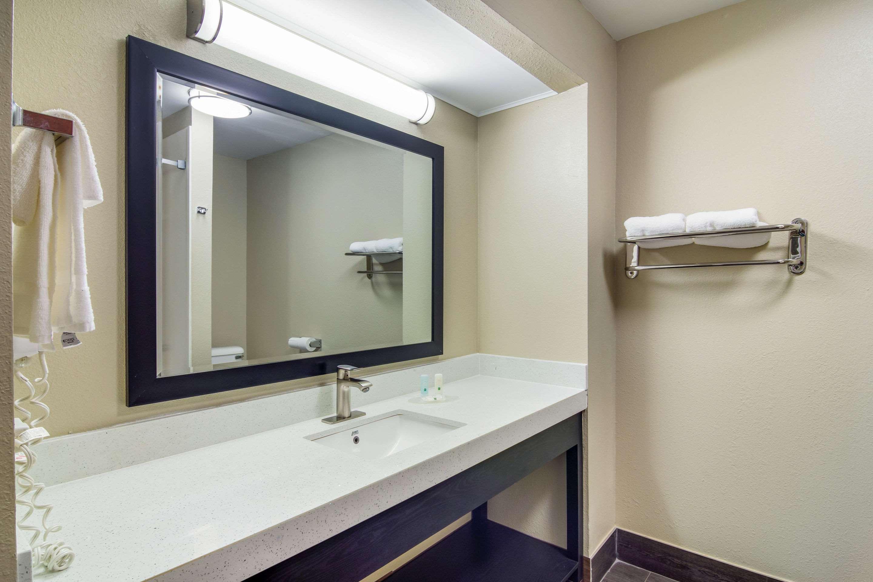 Quality Inn & Suites Canton, Ga Extérieur photo